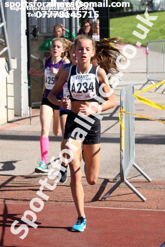 Girls under-15s  Northern 3 Stage Road Relay, SportsCity, Manchester. Photo: David T. Hewitson/Sports for All Pics